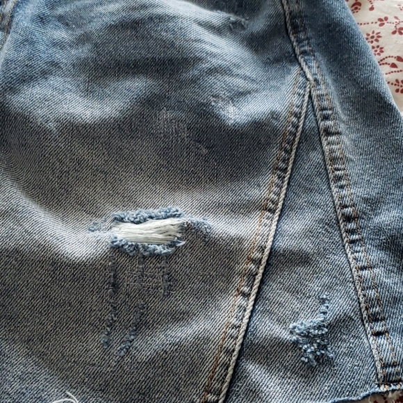 Free People Distressed Cut Off Mini Skirt Size 31 - Picture 10 of 11